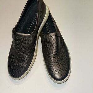 Ecco Women’s Soft Pared Back Slip on sneakers